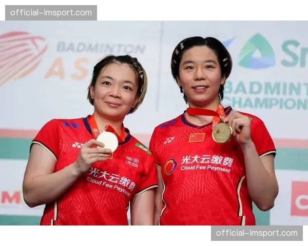 陈清晨-贾一凡亚锦赛卫冕成功，夺得搭档以来第五个亚锦赛冠军